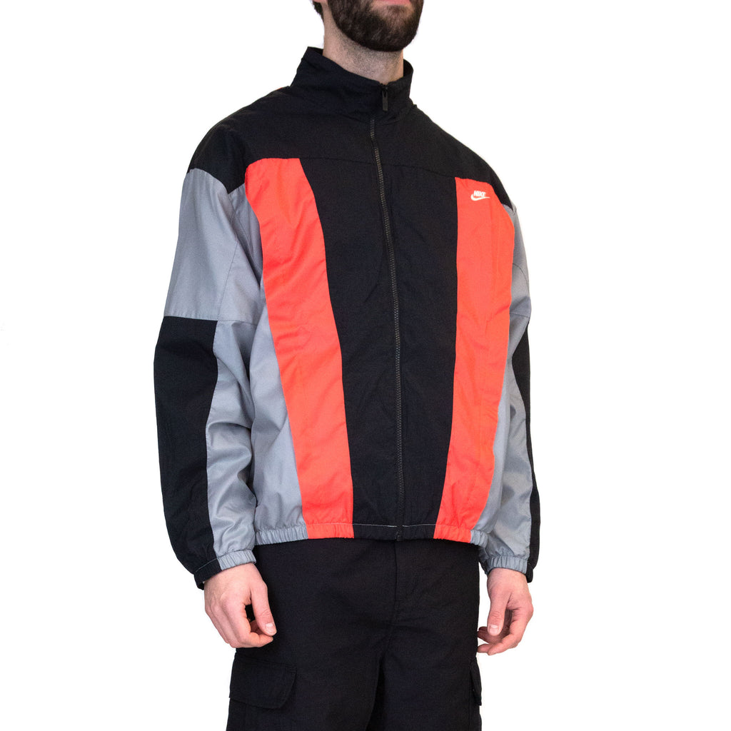 nike international jacket