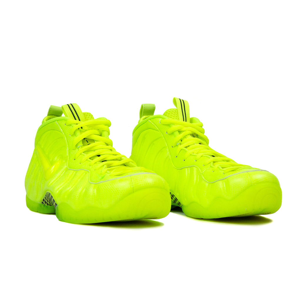 air foamposite pro volt