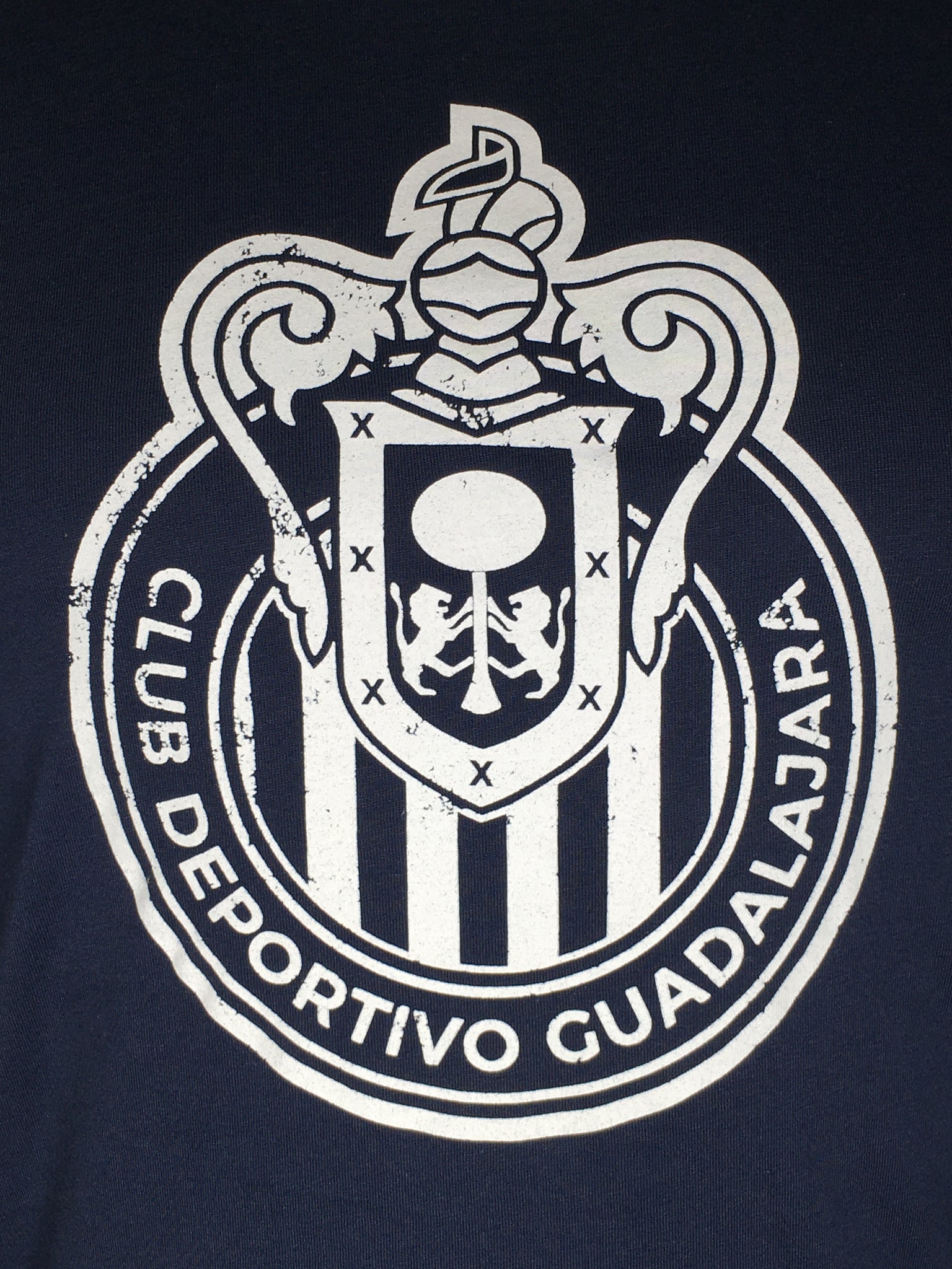 Chivas Guadalajara Distressed Logo T-Shirt - Navy Blue – SoccerGearCentral
