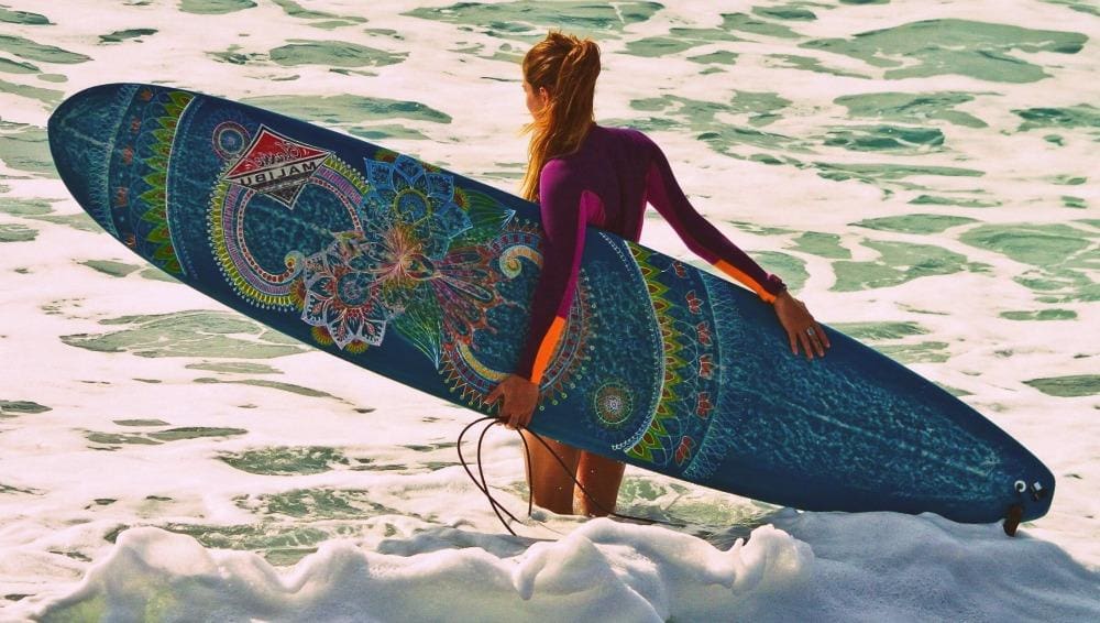 What To Look For In A Beginner Surfboard