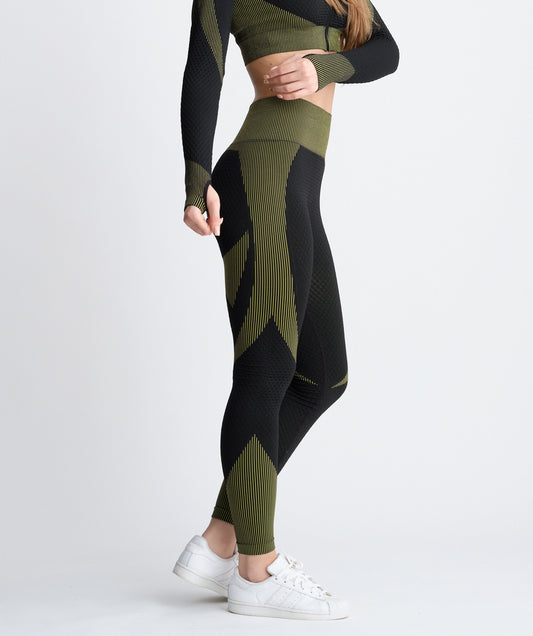 Flawless Leggings Embossed Lines and Transparent Mesh –