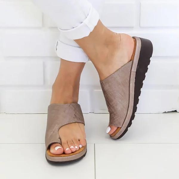 simple casual platform slippers