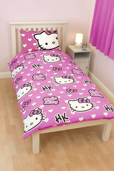 Dynergy Hello Kitty Hearts Single Duvet Cover And Pillowcase