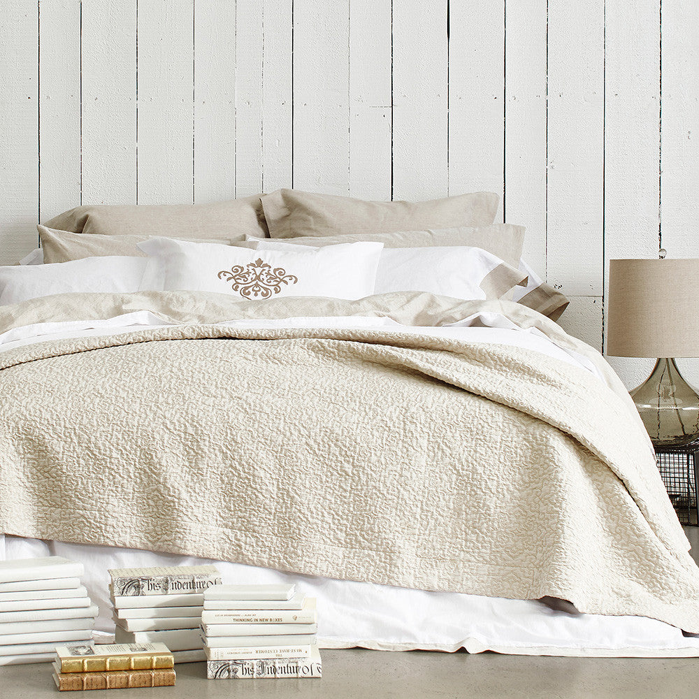 Au Lit Fine Linens Shop The Look: Au Naturel