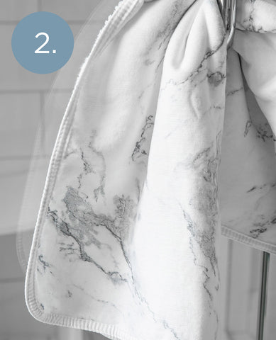 Marbled Towel White/Silver