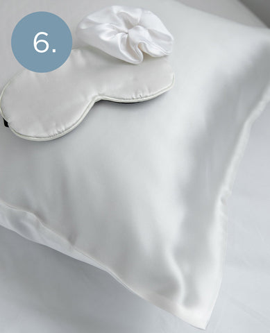 Pure Silk Beauty Sleep Set White/Grey