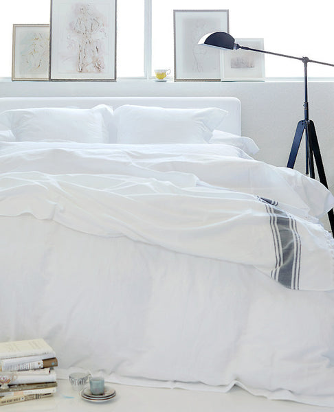 Space Saving Tips For Small Bedrooms Au Lit Fine Linens