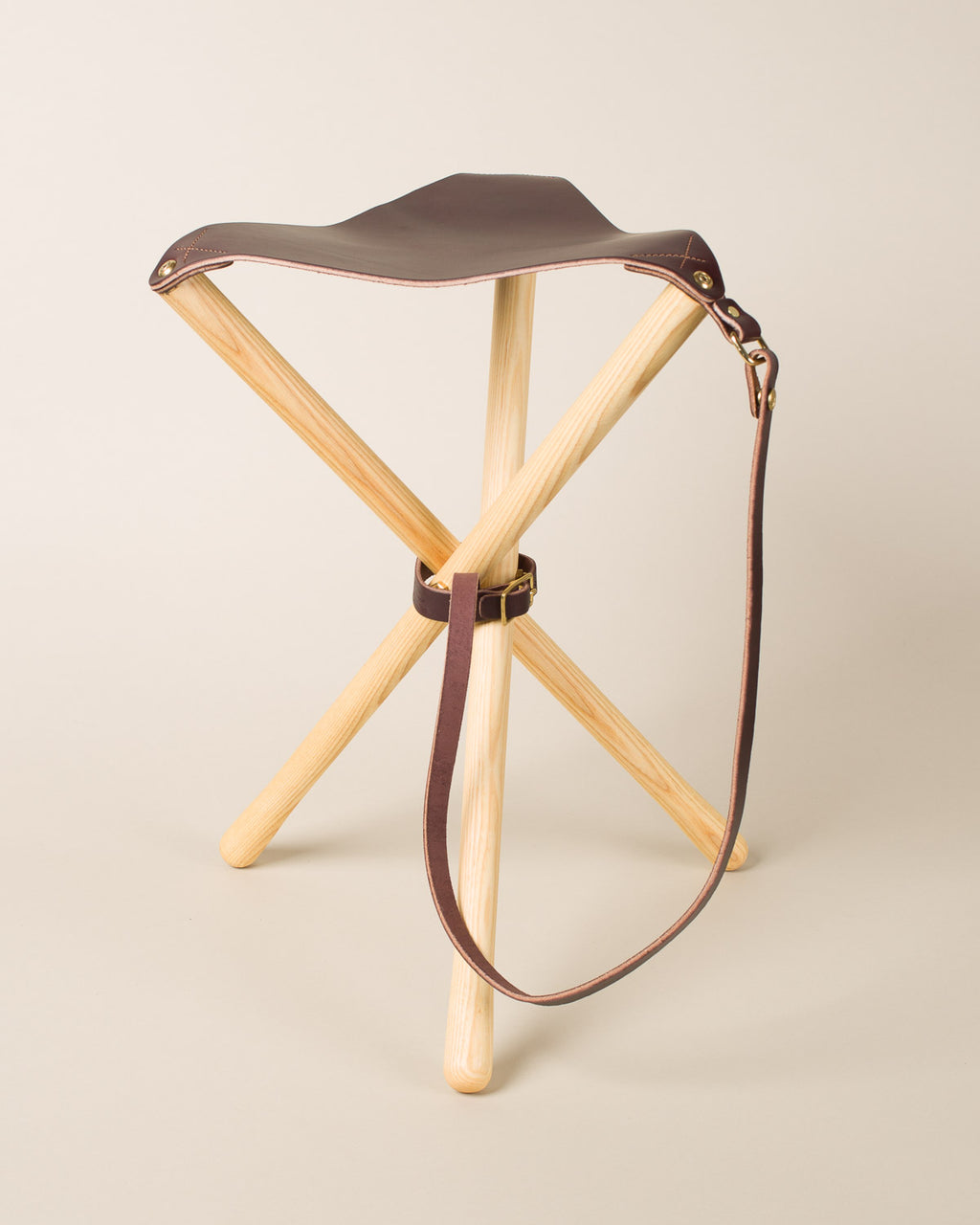 classic camp stool brown