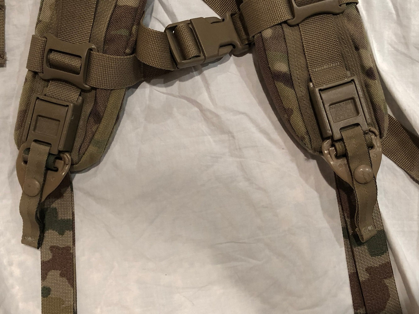 CUSTOM MULTICAM MOLLE BUCKLE, MALE SHOULDER QUICK RELEASE REPLACEMENT ...