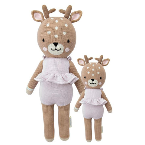 Cuddle and kind reindeer stuffed animal