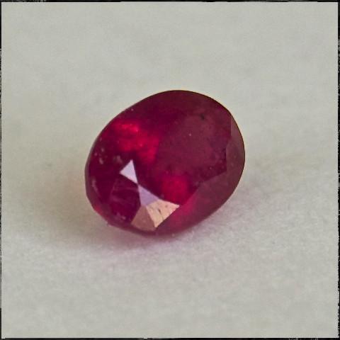 Ruby 6.5 x 5mm – The Raw Stone