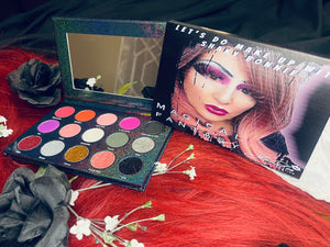 Shaky Bonnie’s magical fantasy eyeshadow palette - JaeLea Cosmetics 
