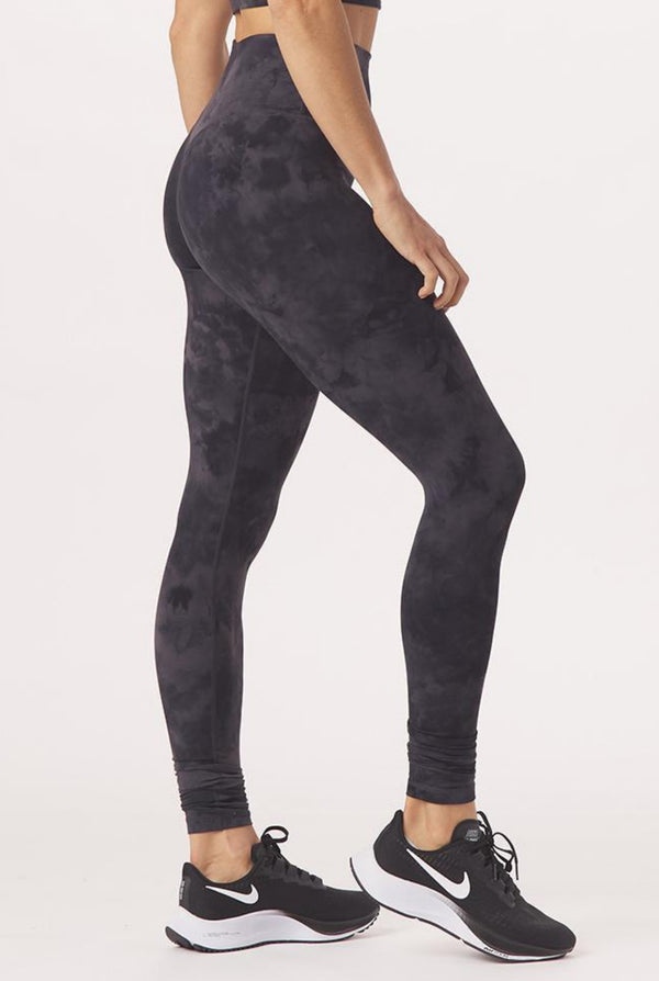 Glow Gear Piping Tall Band Leggings – One & Another