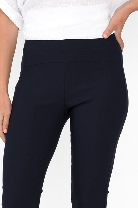 Ezra Black 7/8 Stretch Pants - Blue Bungalow