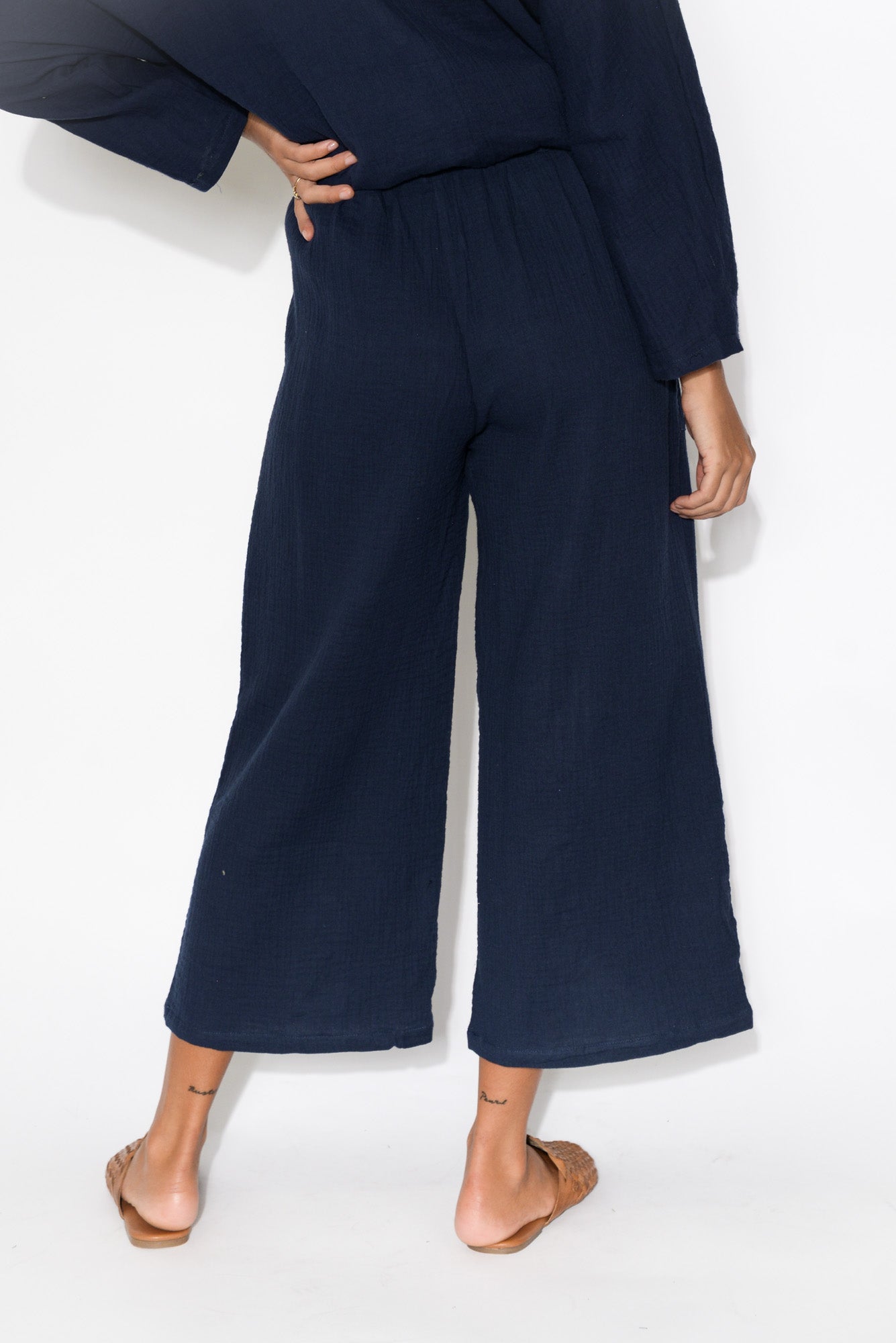 navy cotton cropped trousers