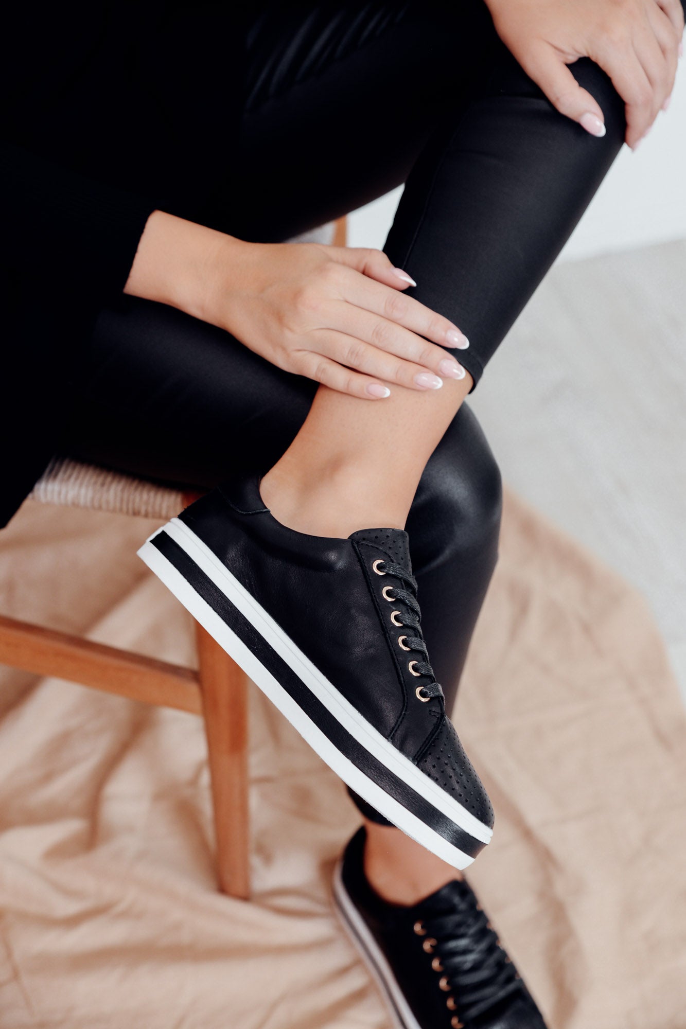 Paradise Black Leather Sneaker