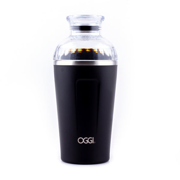 https://cdn.shopify.com/s/files/1/0114/6935/7122/products/Black-cocktail-shaker_2_600x.jpg?v=1630065685