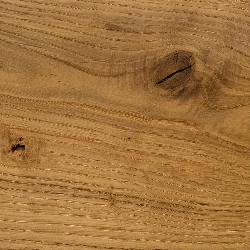 closeup of white oak with finish applied