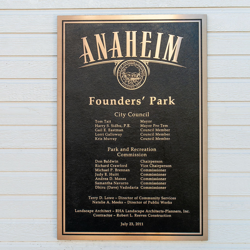 Founders Park welcome sign