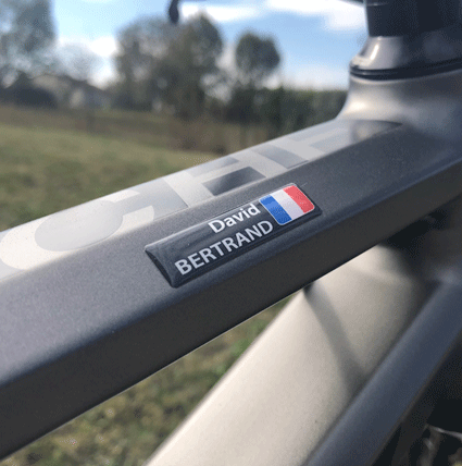 Autocollants pour vélo avec votre propre nom et drapeau 