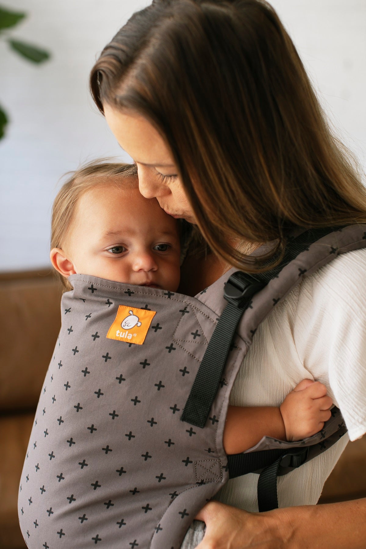 tula ergonomic baby carrier