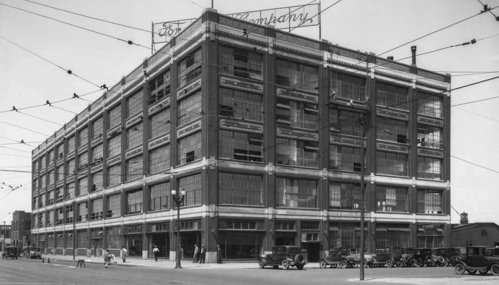 Black and white image of the Ford Omaha plant.