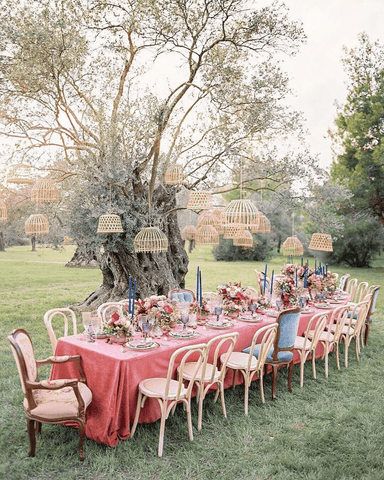 Wedding table with hanging birdcage decorations