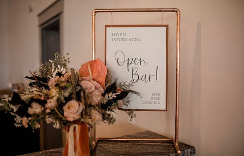 6 creative drink stations at your cocktail hour during your wedding