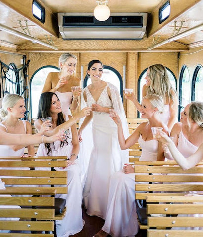 5 Elements of Wedding Day Transportation You Should Delegate