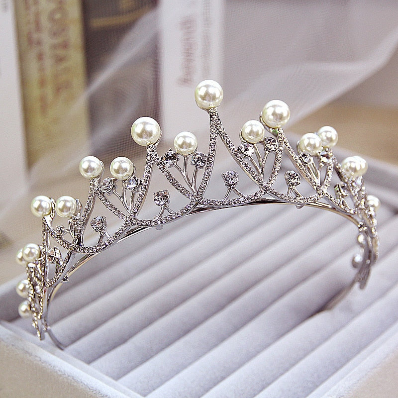 novelty tiaras and crowns