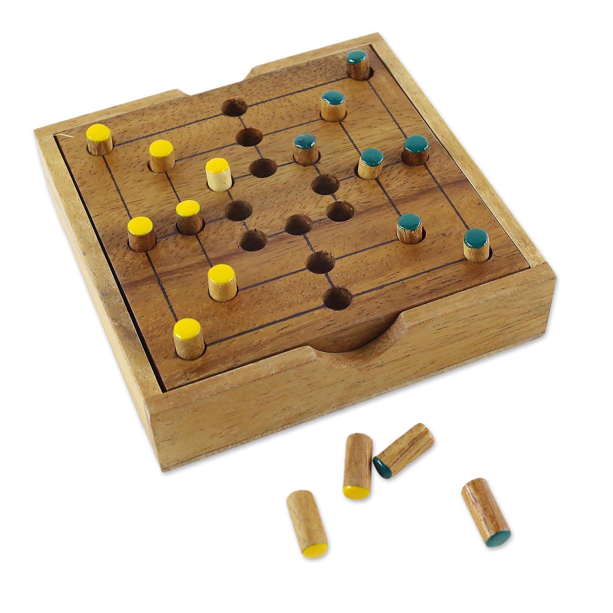 UNDISCOVERED Artisan Box  Handcrafted Large Wood Tic-Tac-Toe Board from  Thailand - Extreme Tic-T