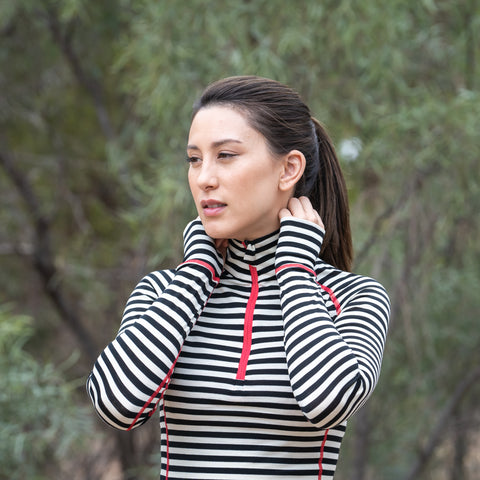 Long sleeve thermal base layer with zip
