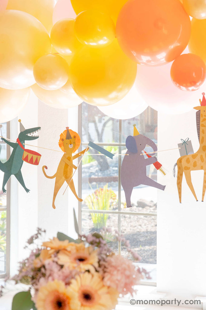 Baby's Half Birthday Party Ideas by Momo Party_Animal Parade Garland Decoration