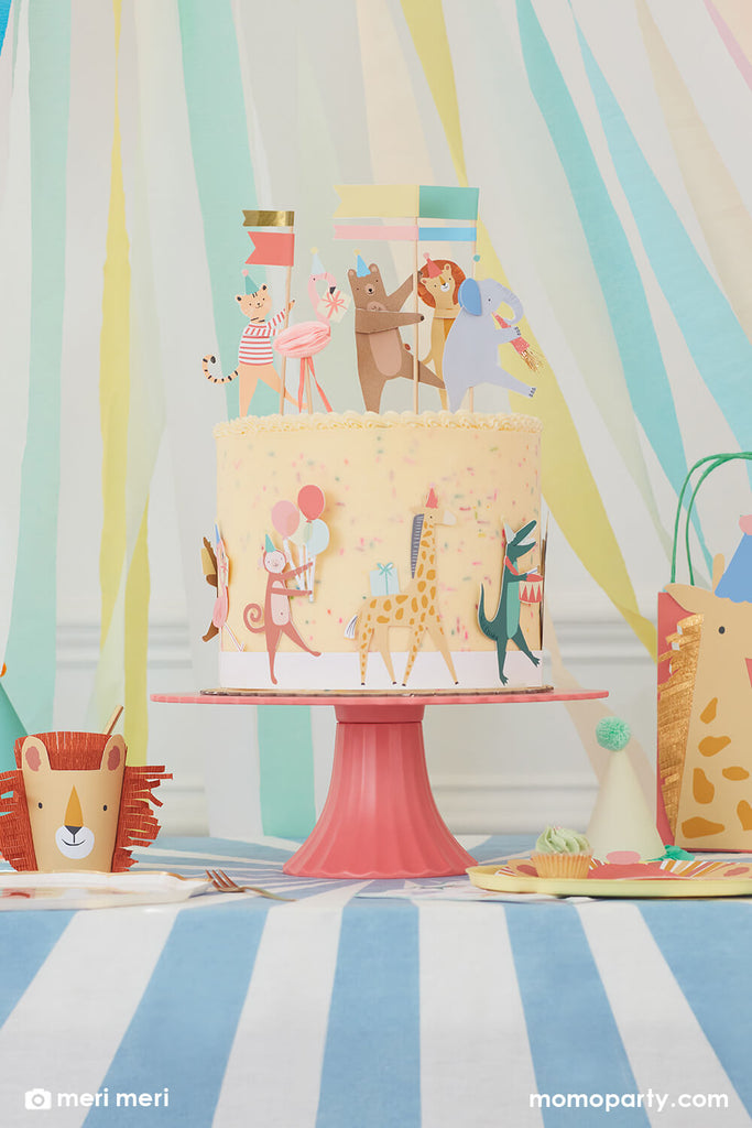 “Come ONE, come all” Carnival Circus First Birthday Ideas by Momo Party_Animal-Parade Cake Wraps