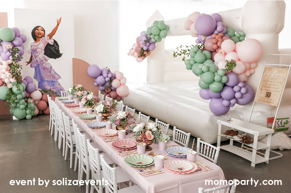 Girl's-Encanto-Birthday-Party-Set-Up_Momo-Party