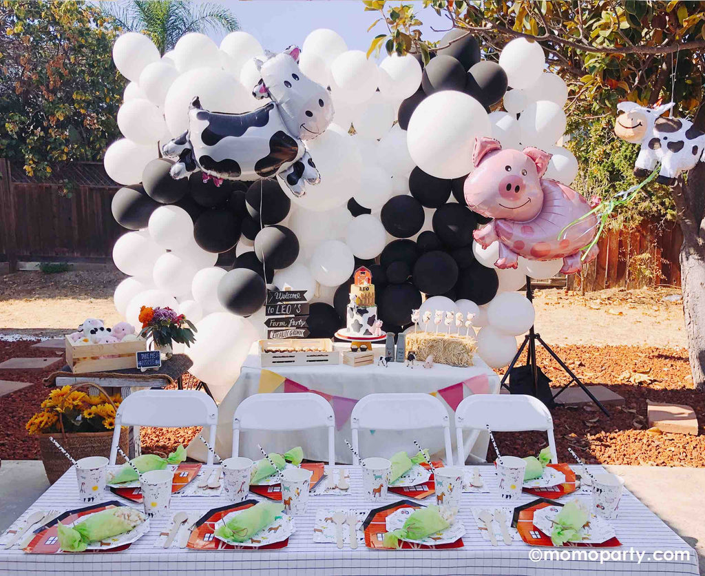 “Holy Cow I’m ONE!” Farm Themed First Birthday Party Ideas by Momo Party_Balloon Backdrop Decorations