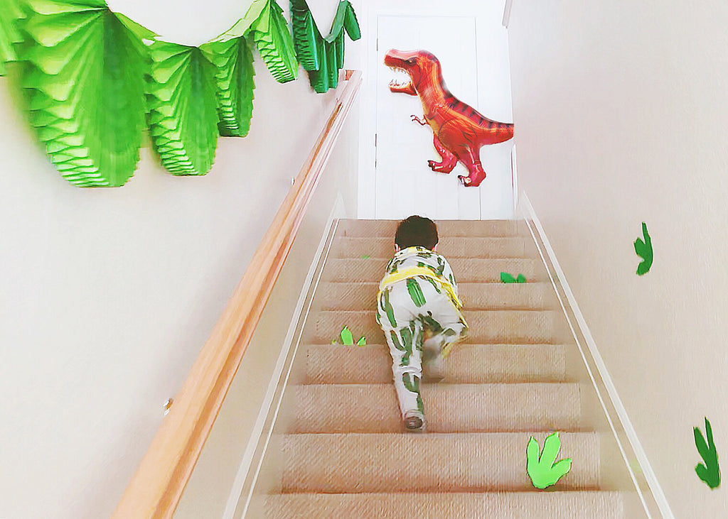 Kids Dinosaur Birthday Party Decoration Ideas_DIY Dinosaur Footprints_Kids Party Fun