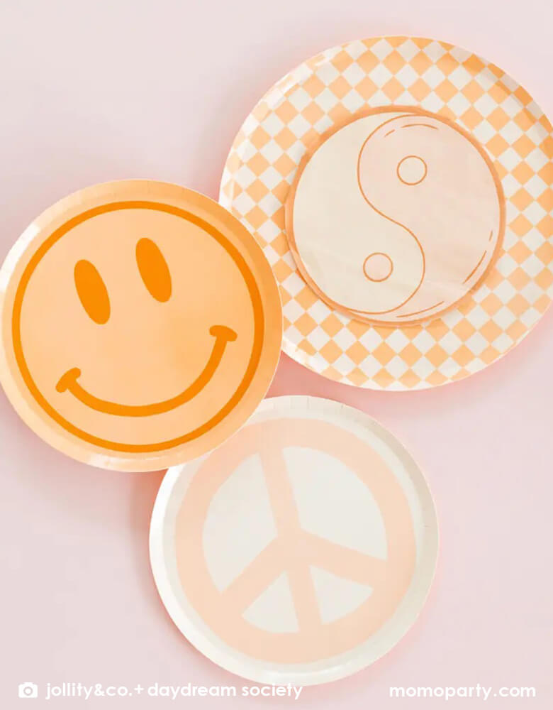 Love-&-Peach-Smile-Dessert-Plate-Groovy-Collection