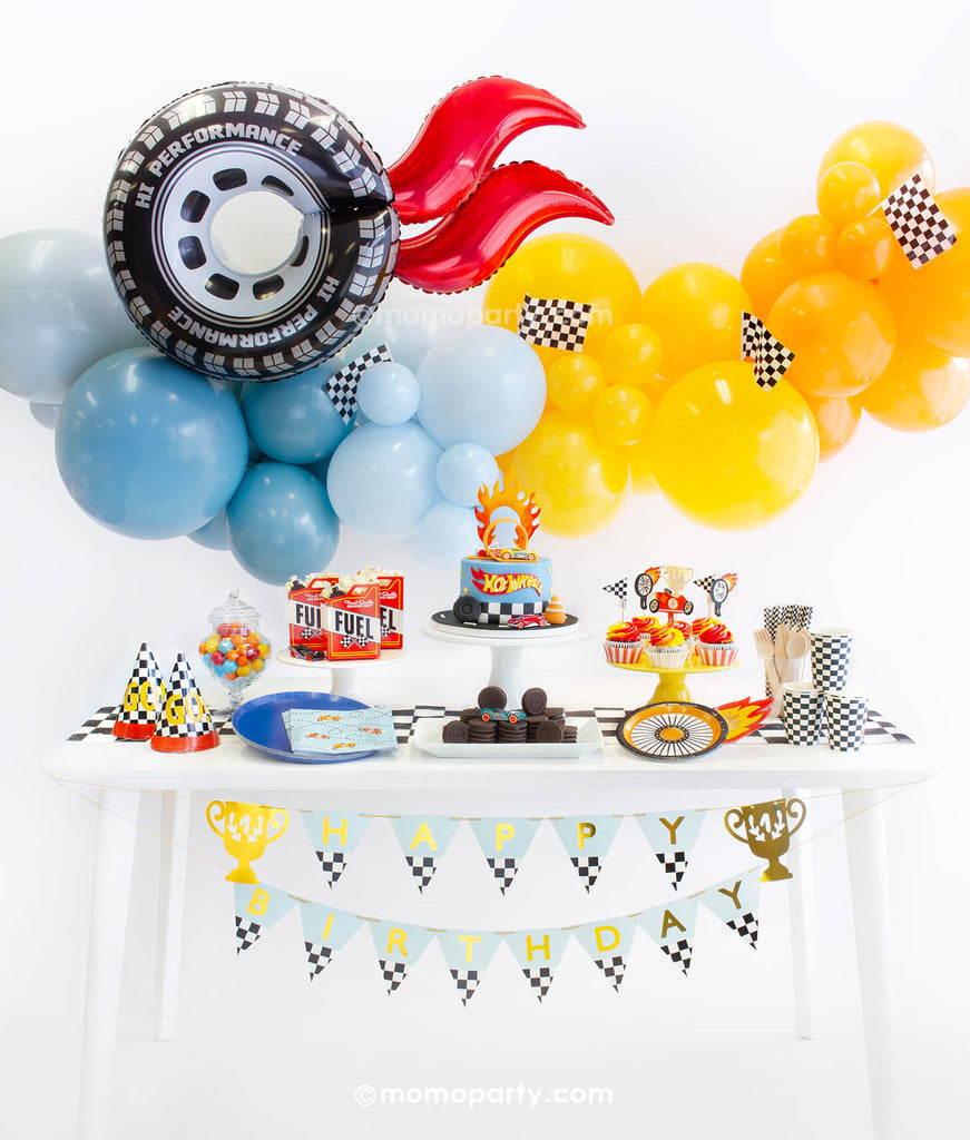 Kid's Hot Wheels Themed Party Box by Momo Party