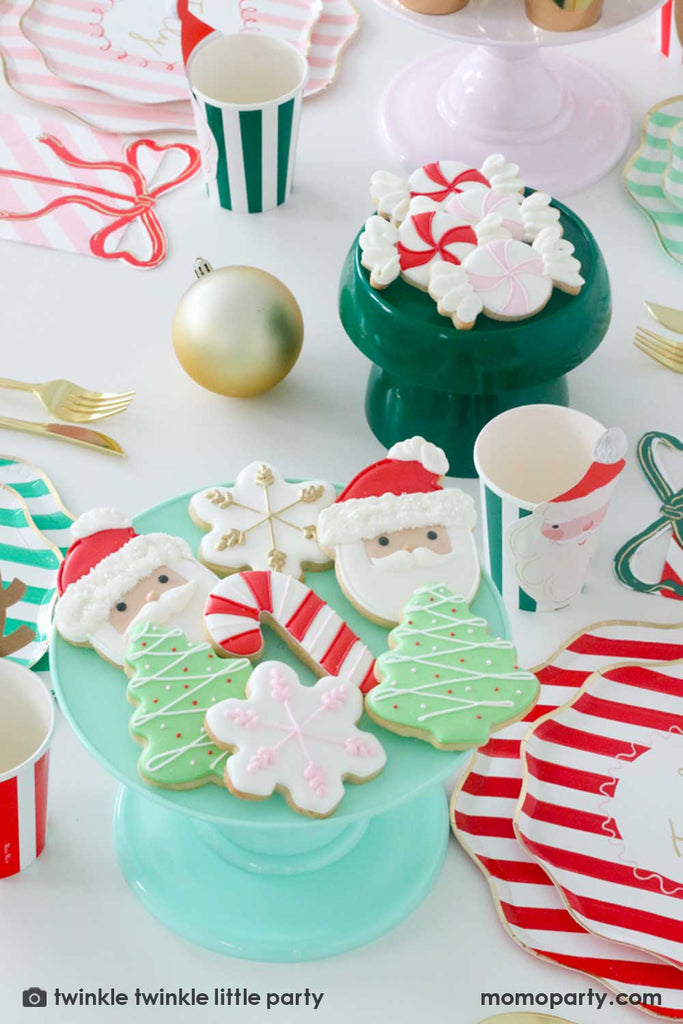 Momo-Party-Christmas-Party_Sugar-Decorated-Cookies