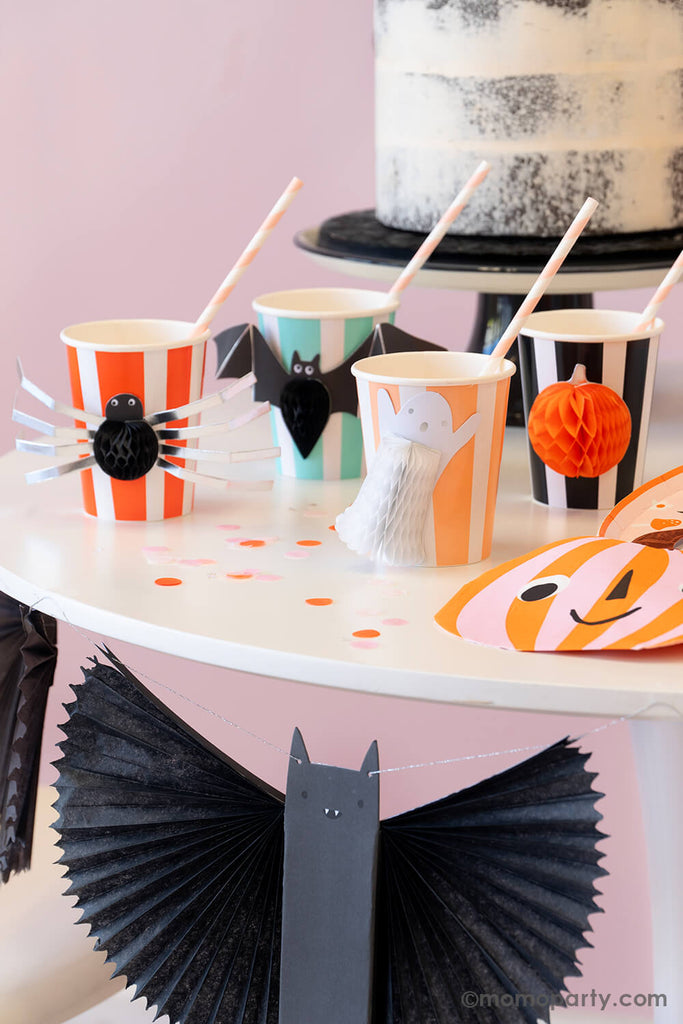 Momo-Party-Pink Halloween Party_Creepin in real Halloween Honeycomb Party Cups and Bat Garland