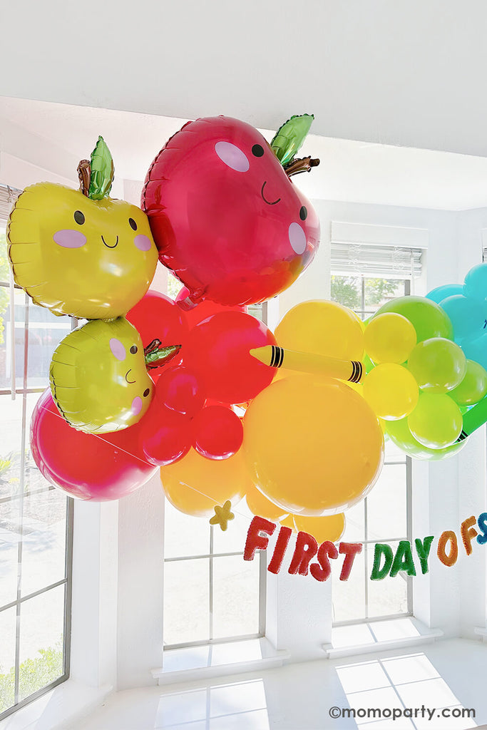 Momo-Party_First Day of School Breakfast Ideas_Back-to-School-Party_apple-stacker-foil-balloon-with-Balloon-garland