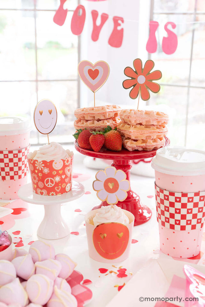 Momo-Party_Groovey-Valentine's-Day-Party_Sweets & Snack Ideas_Baked Goods
