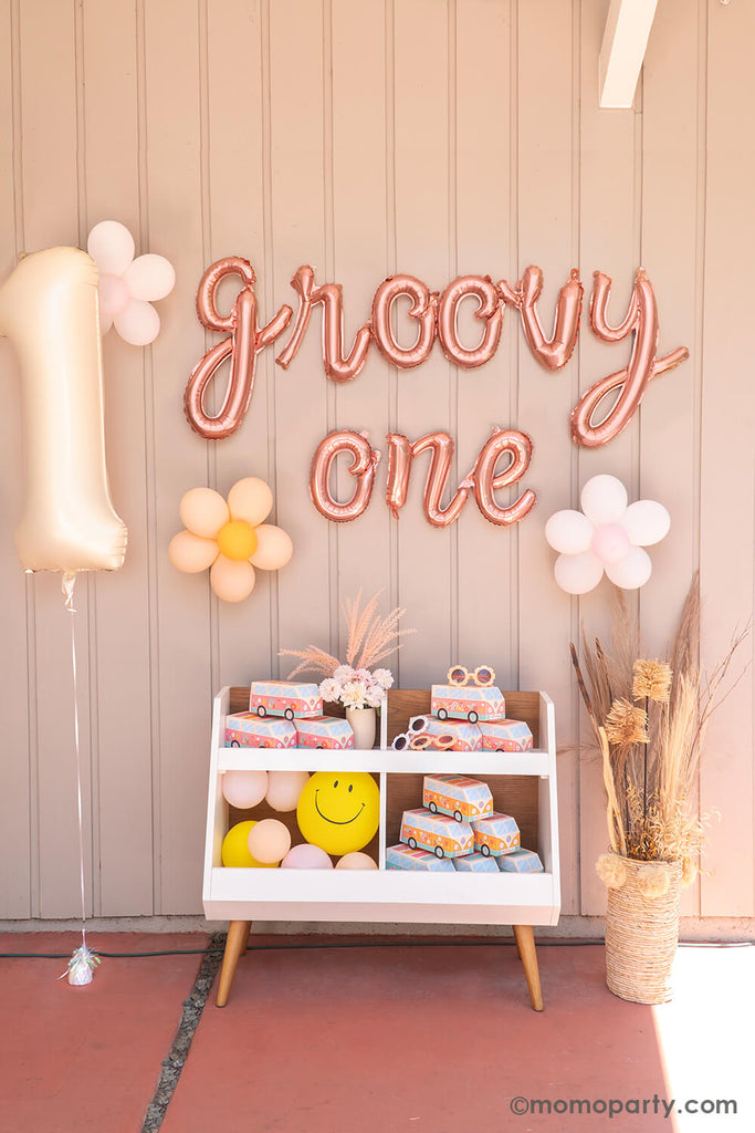 Momo-Party_One-Groovy-Baby_Groovy One First-Birthday-Party_Party Favor Wall Decoration