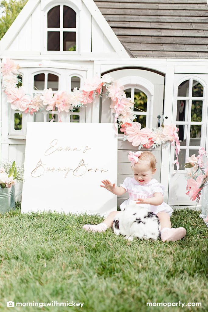 Momo-Party_Some Bunny is One_Easter Themed First-Birthday-Party Ideas