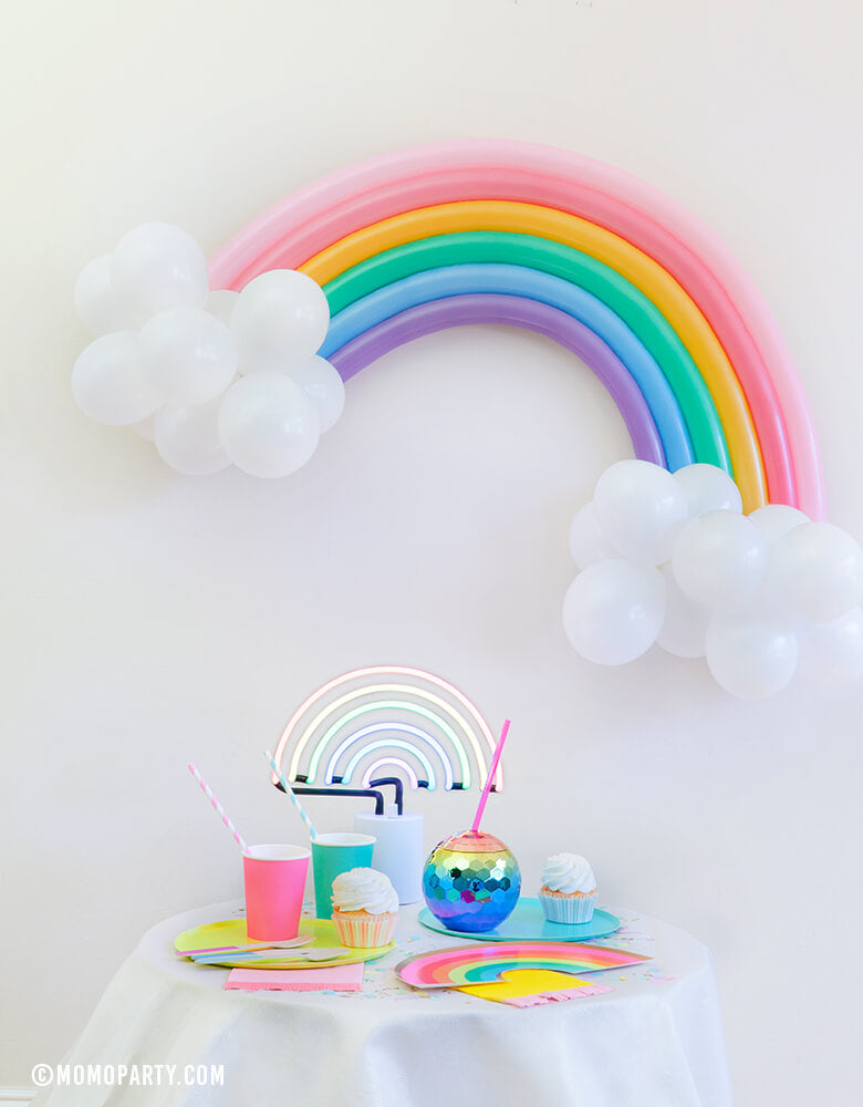 Rainbow birthday party ideas - Rainbow M&M's vase