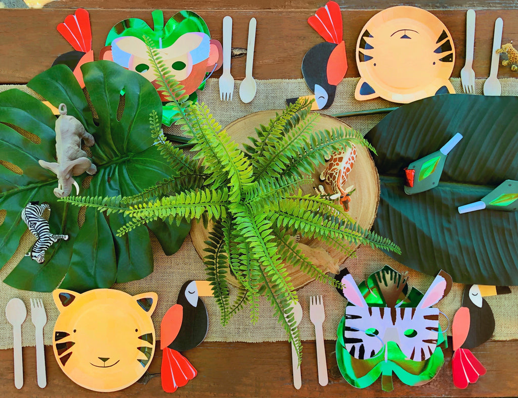 Safari Jungle Party Table Set Up_Wild One First Birthday Party Ideas