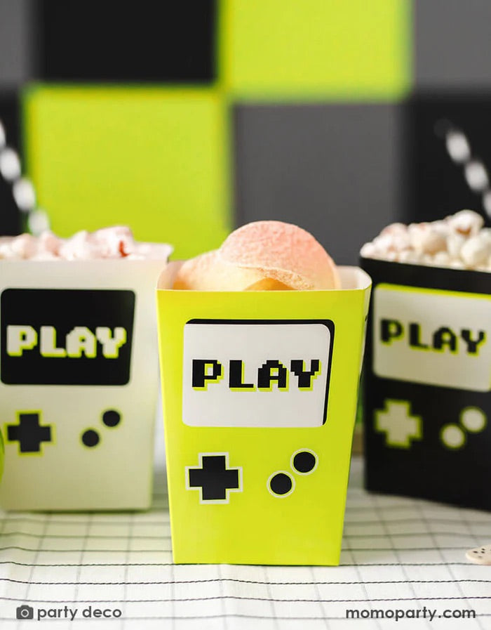 Video-Game-Party-Snack-Boxes_Momo-Party
