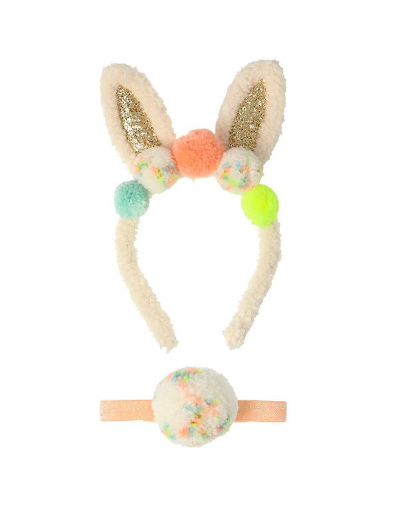 https://cdn.shopify.com/s/files/1/0115/4056/1978/products/Pompom-Bunny-Hear-Dress-Up.jpg?v=1612221899&width=780