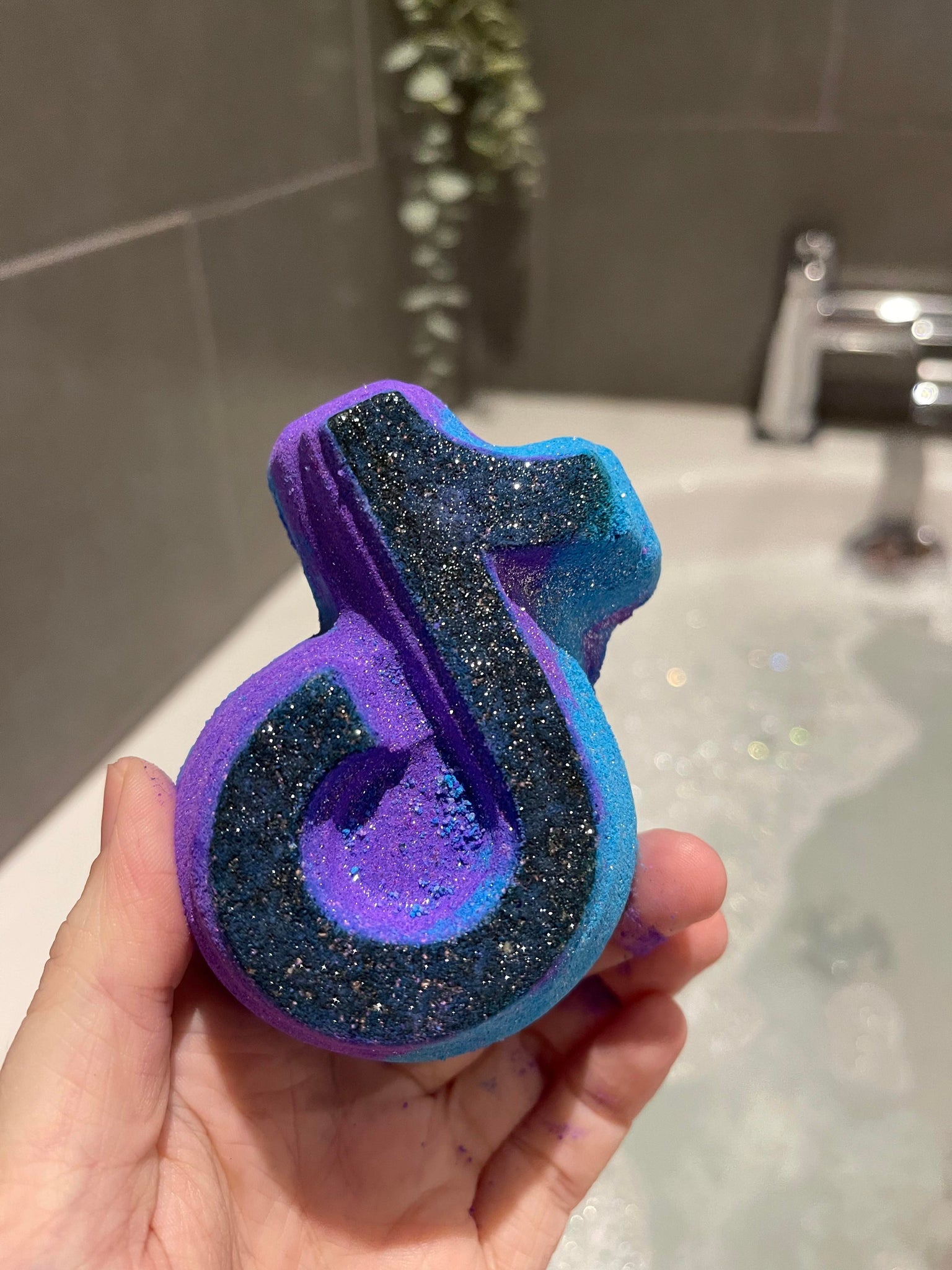 tiktok bath bomb